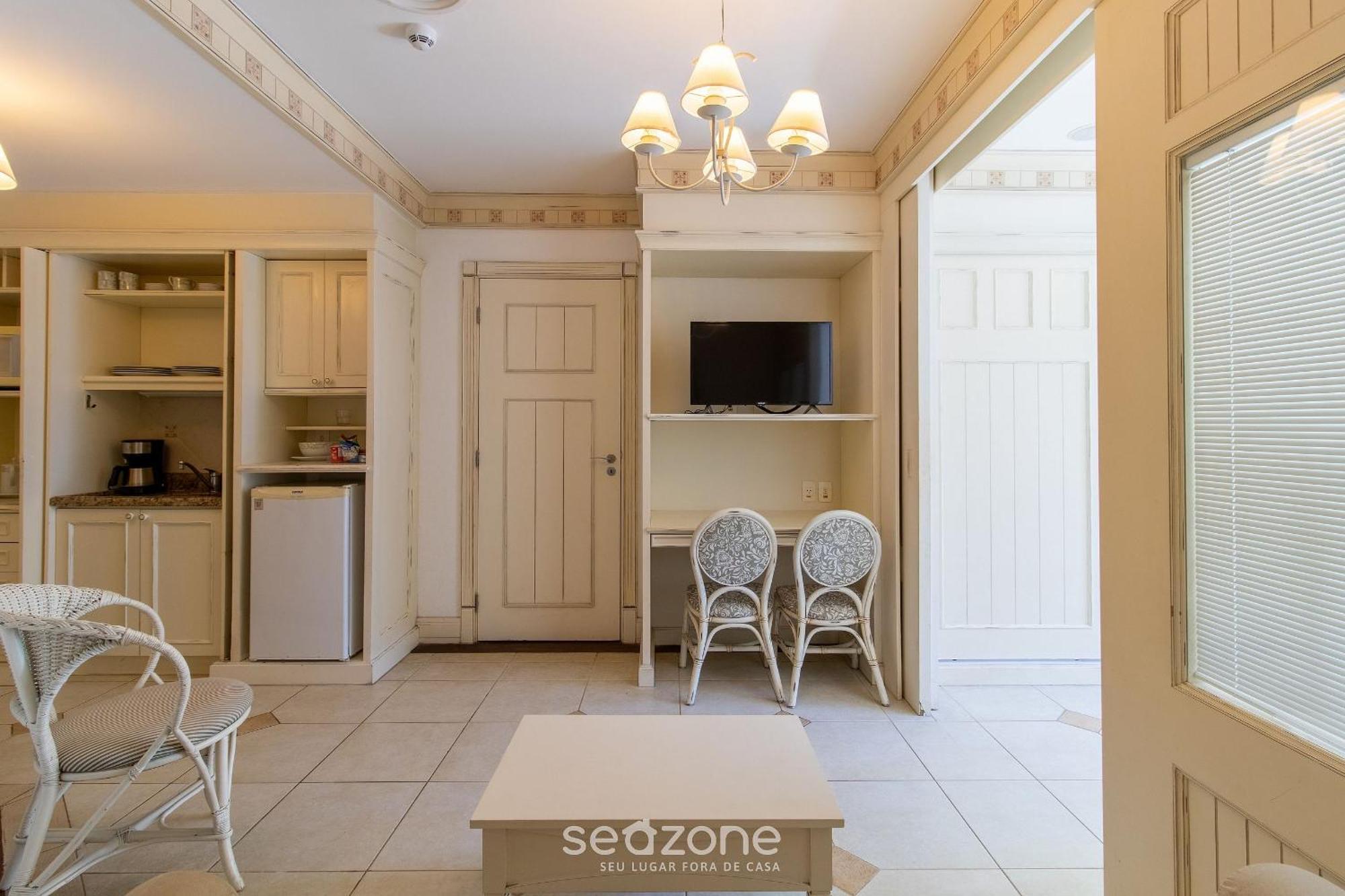 Dentro De - Seazone Ilcjr Ii Apartamento Florianopolis